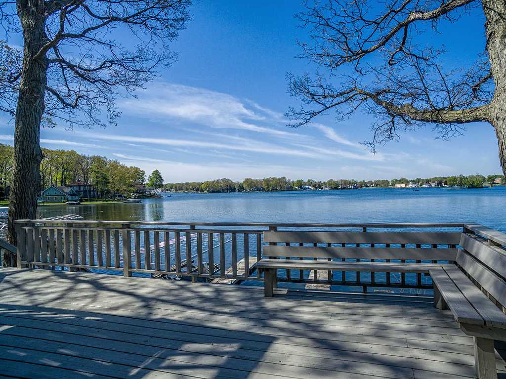 312 Spring Beach Road Rome City, IN 46784 - Photo 7 of 36