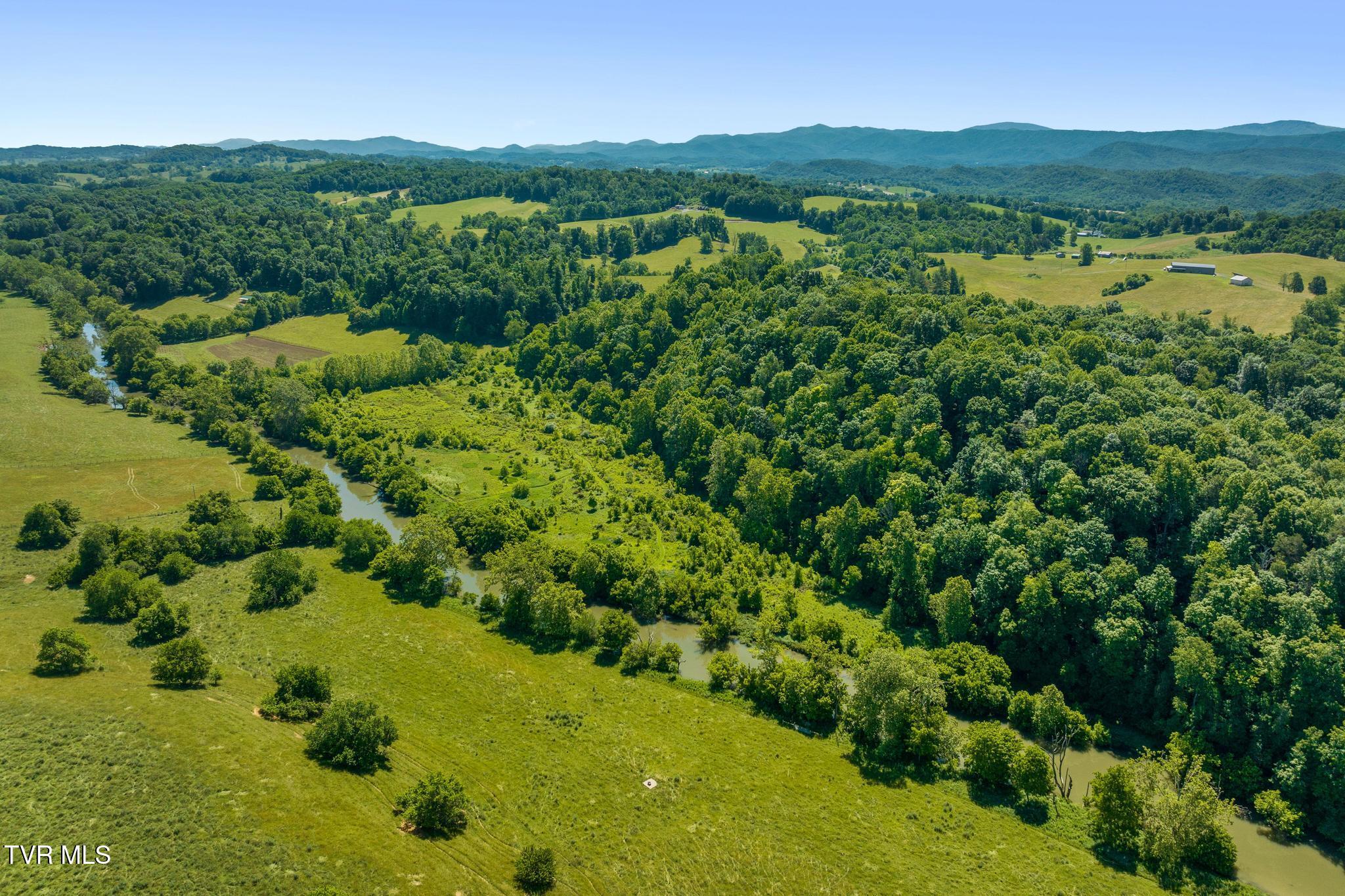35000 Barrtree Lane Glade Spring, VA 24340 - Photo 35 of 79 DJI_0366