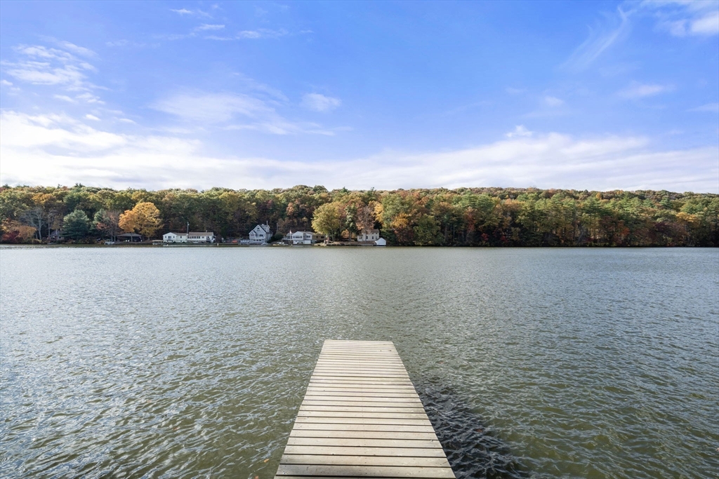 105 Shore Road Sturbridge, MA 01566 - Photo 1 of 26