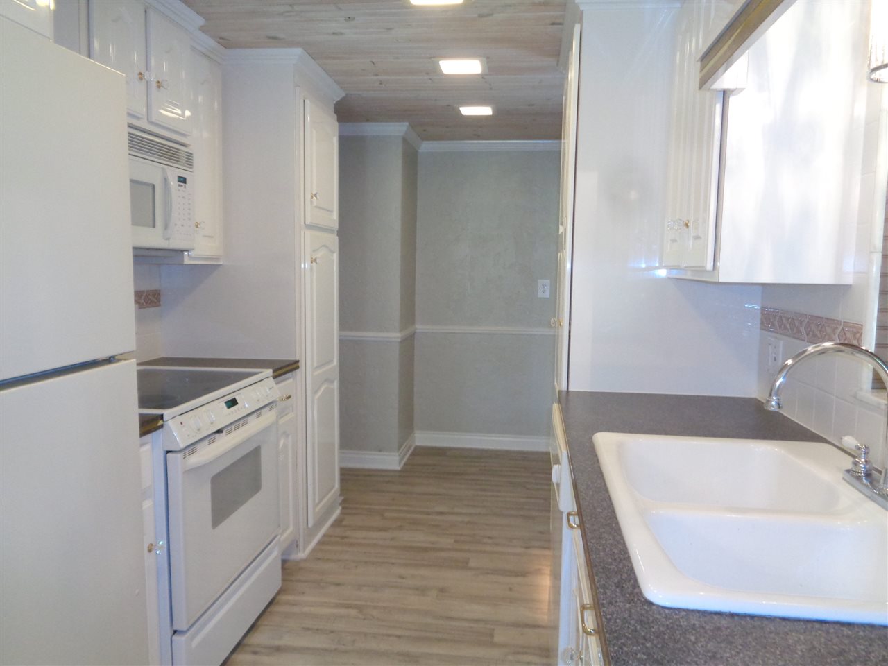 2153 Pine River Road Standish, MI 48658 - Photo 7 of 31