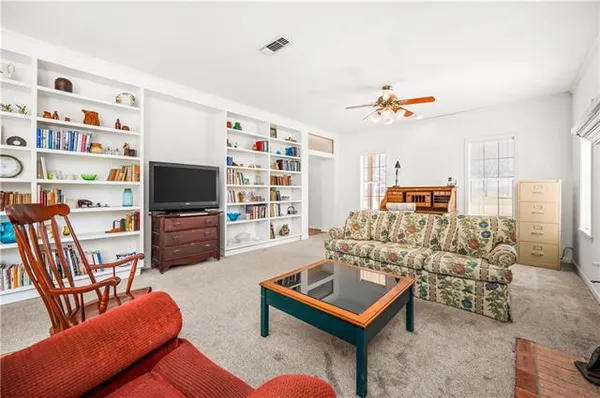 $669,000 | 664 Riverview Drive, Natchez, LA 71456