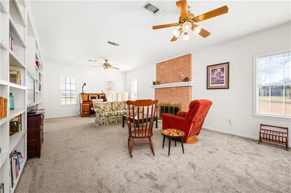 $669,000 | 664 Riverview Drive, Natchez, LA 71456