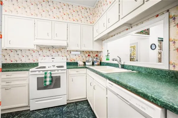 $669,000 | 664 Riverview Drive, Natchez, LA 71456