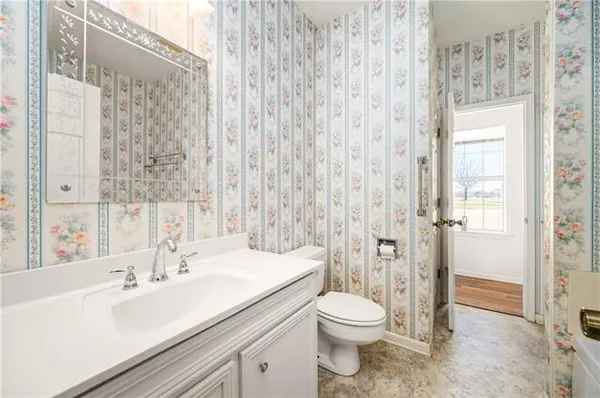 $669,000 | 664 Riverview Drive, Natchez, LA 71456