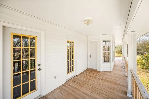 $669,000 | 664 Riverview Drive, Natchez, LA 71456
