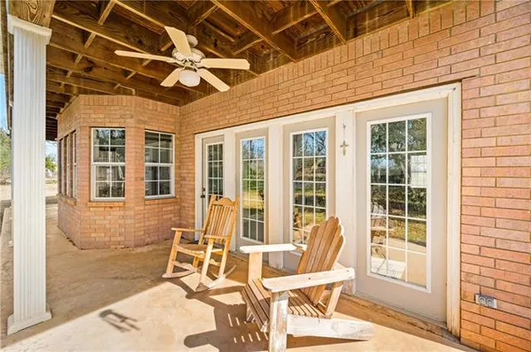 $669,000 | 664 Riverview Drive, Natchez, LA 71456