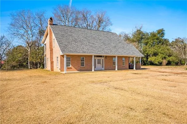 $669,000 | 664 Riverview Drive, Natchez, LA 71456