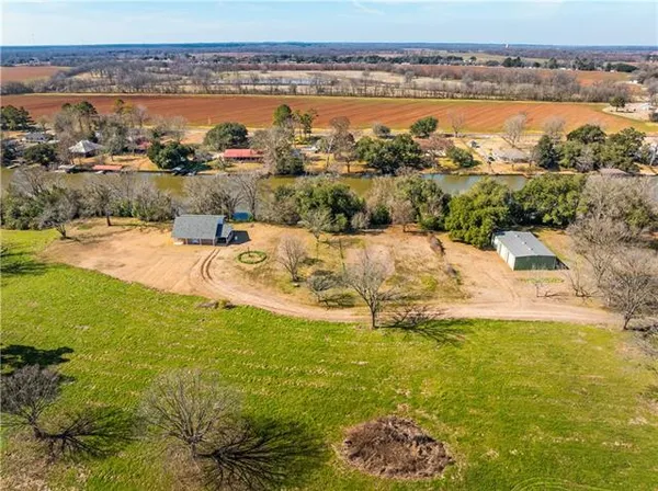 $669,000 | 664 Riverview Drive, Natchez, LA 71456