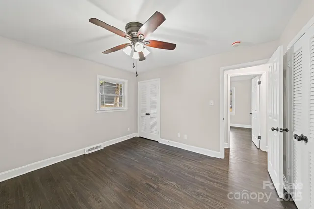 $579,999 | 6514 Highwood Place, Charlotte, NC 28210