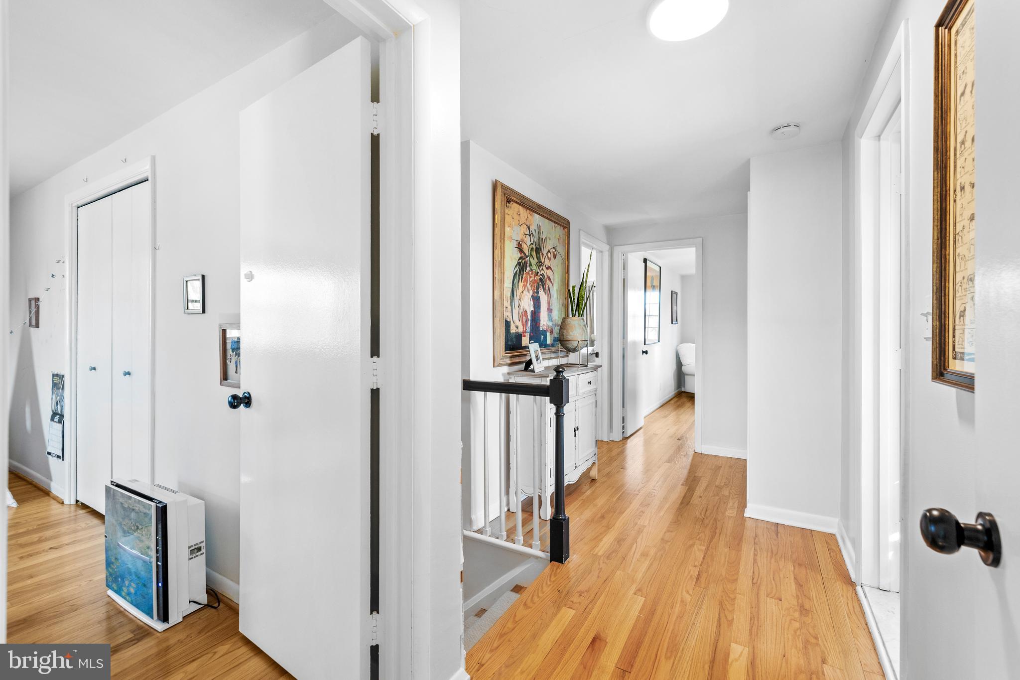 1815 Landrake Road Towson, MD 21204 - Photo 19 of 42 2nd Floor Hall