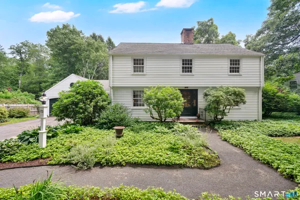 $539,000 | 73 Dyer Avenue, Canton, CT 06019
