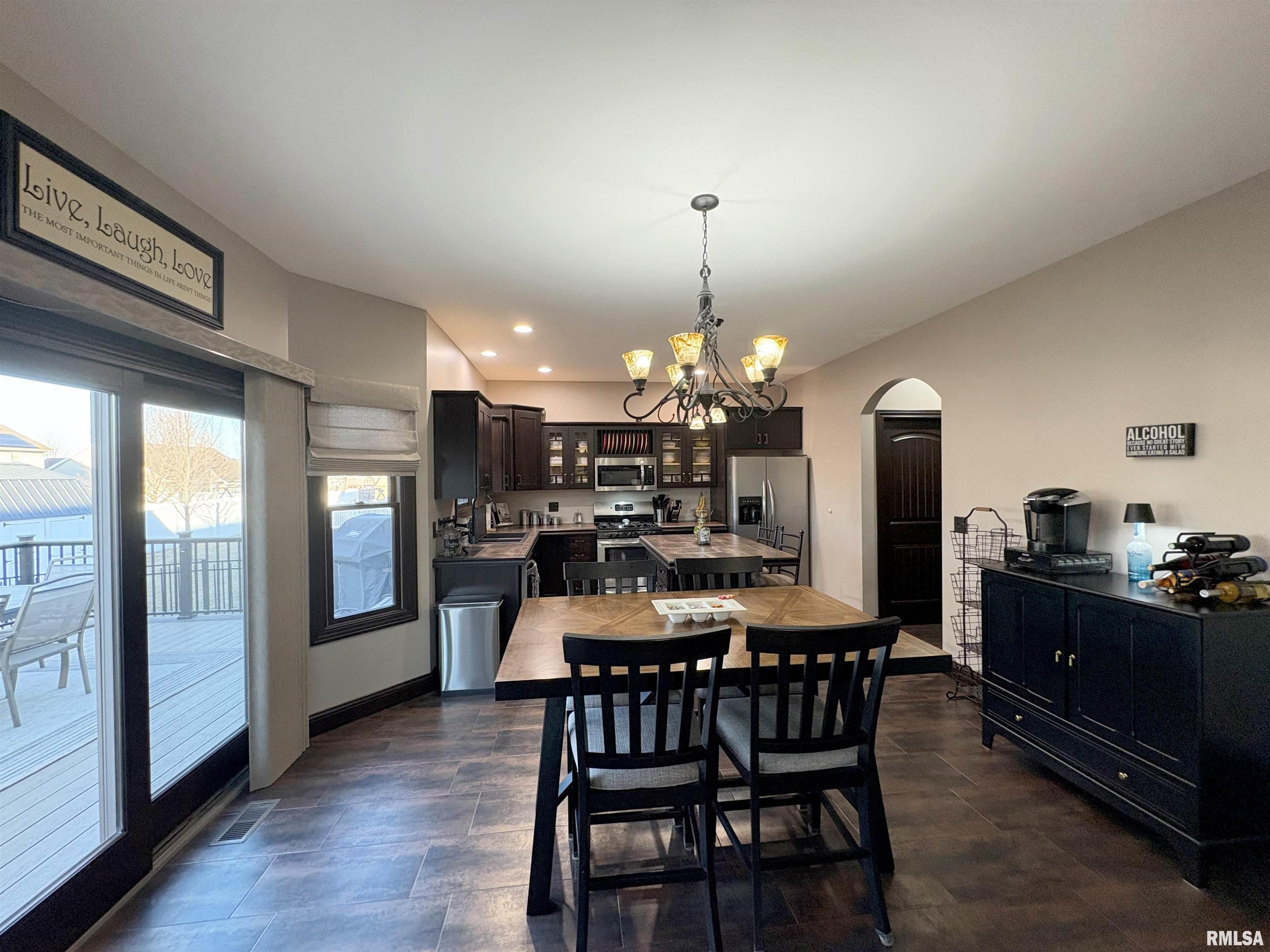 1441 Jadens Way Washington, IL 61571 - Photo 10 of 58