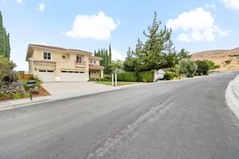 $2,998,000 | 2113 Uridias Ranch Road, Milpitas, CA 95035