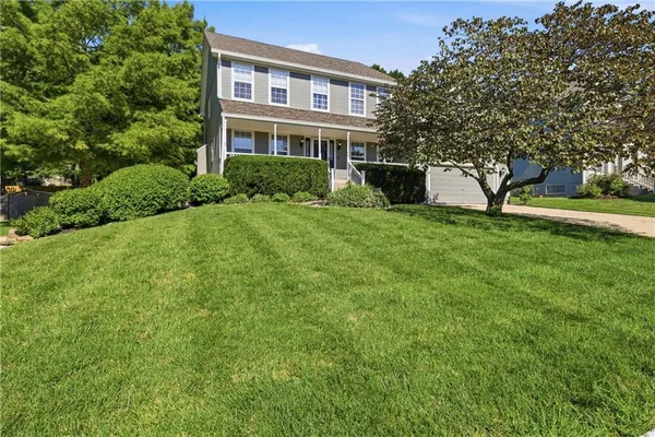 $465,000 | 4312 Seattle Slew Drive, Lee's Summit, MO 64082