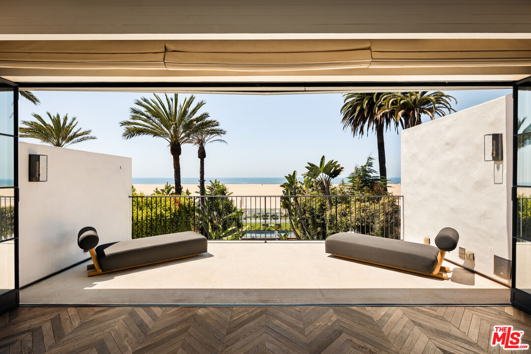 966 Palisades Beach Road Santa Monica, CA 90403 - Photo 5 of 27