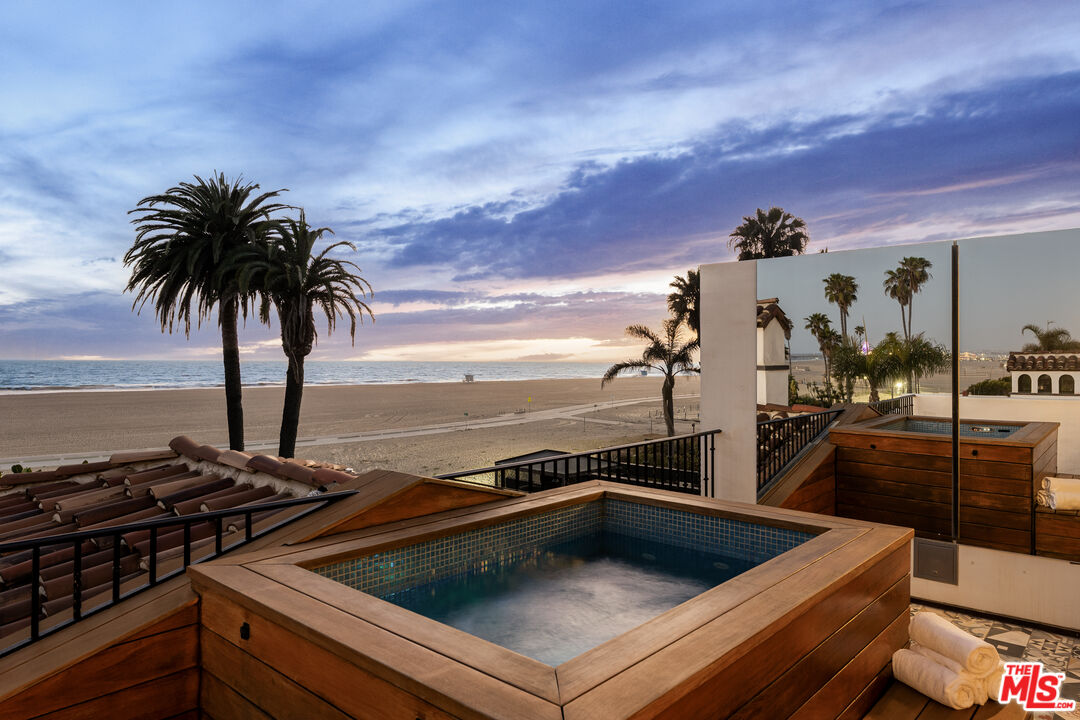 966 Palisades Beach Road Santa Monica, CA 90403 - Photo 9 of 27