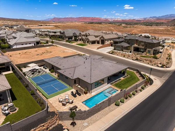 $1,350,000 | 1525 Belayer Drive, St. George, UT 84770
