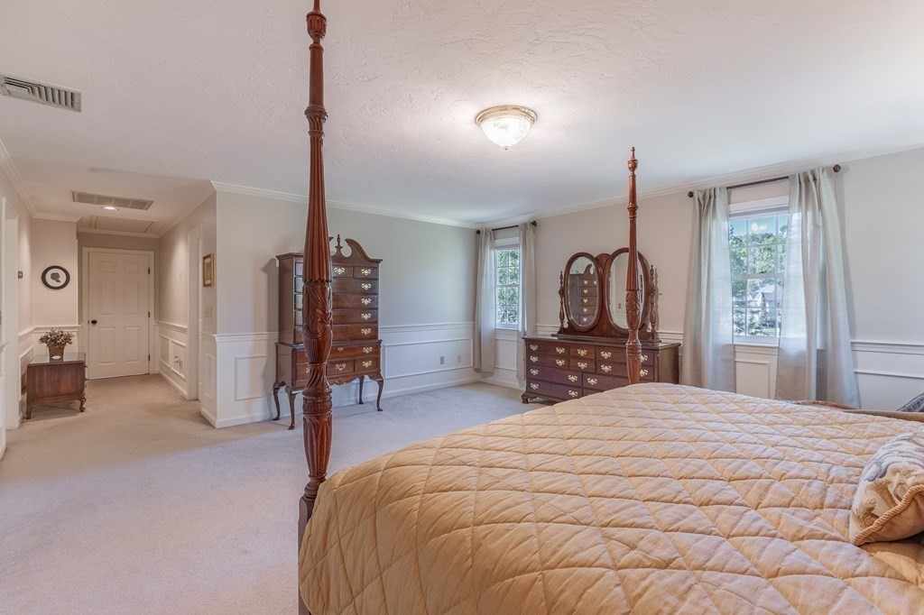11 Columbus Road Boylston, MA 01505 - Photo 19 of 42 Gallery Image 19