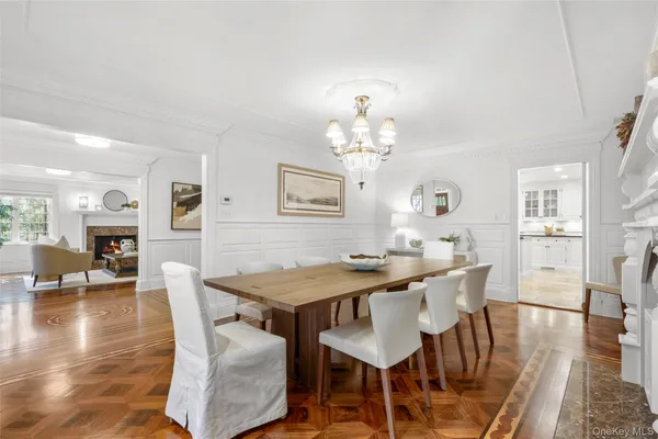 $3,970,000 | 20 Oxford Road, Scarsdale, NY 10583