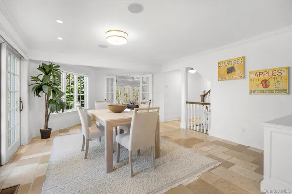 $3,970,000 | 20 Oxford Road, Scarsdale, NY 10583