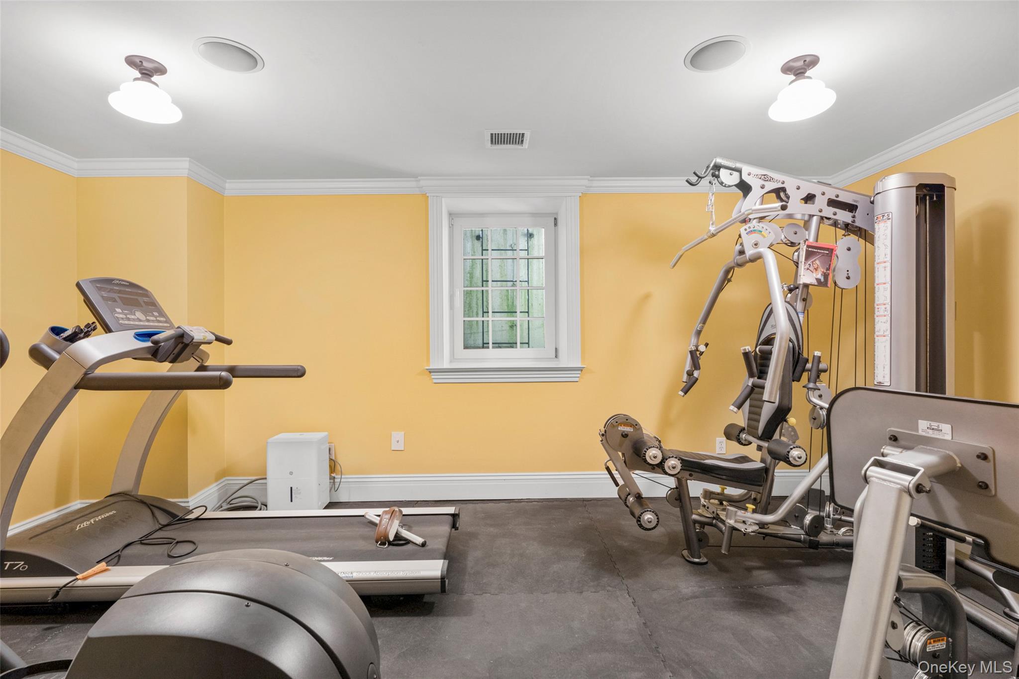 20 Oxford Road Scarsdale, NY 10583 - Photo 44 of 49