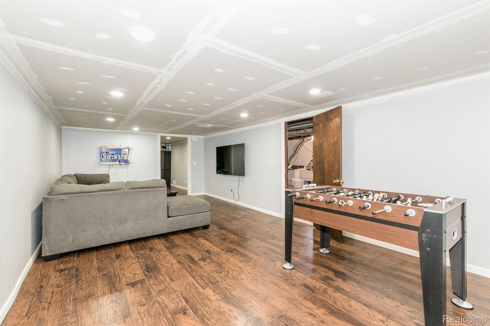 13485 Manchester Road Southgate, MI 48195 - Photo 14 of 15 DSC_5187.jpg