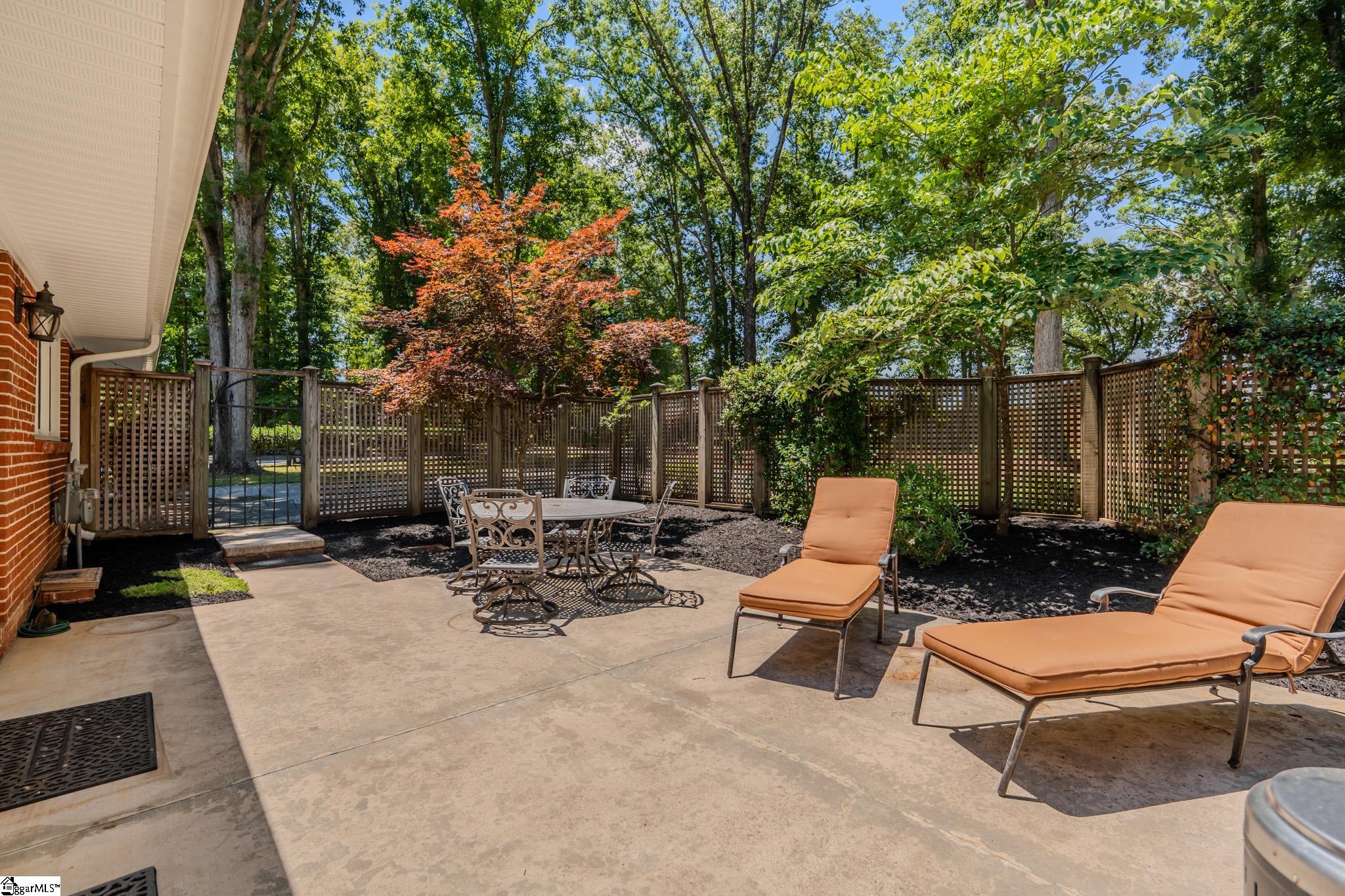 214 Spring Drive Easley, SC 29642 - Photo 11 of 40