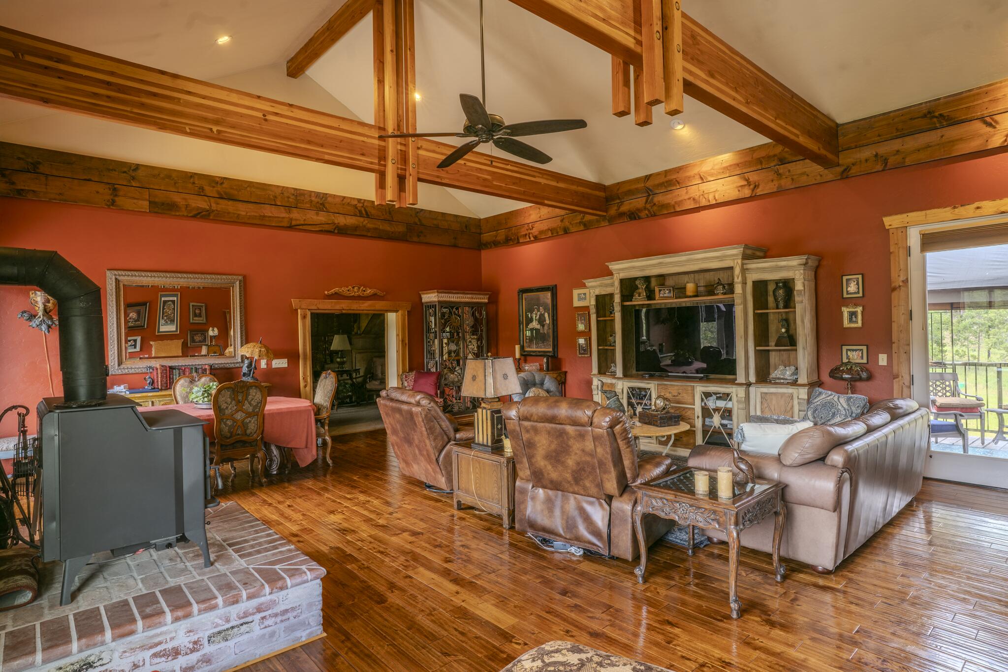 1969 Colestin Road Ashland, OR 97520 - Photo 24 of 72 DSC06429-HDR
