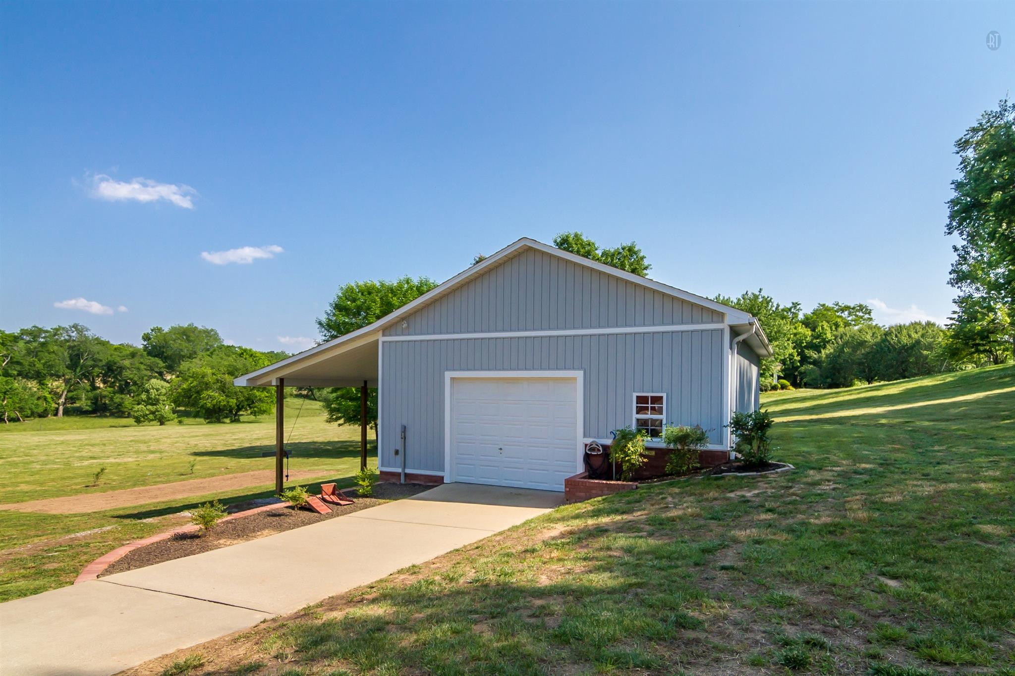 1016 Tom Osborne Road Columbia, TN 38401 - Photo 21 of 23 Gallery Image 21