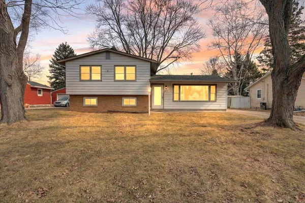 $250,000 | 2433 Butlin Drive, Beloit, WI 53511