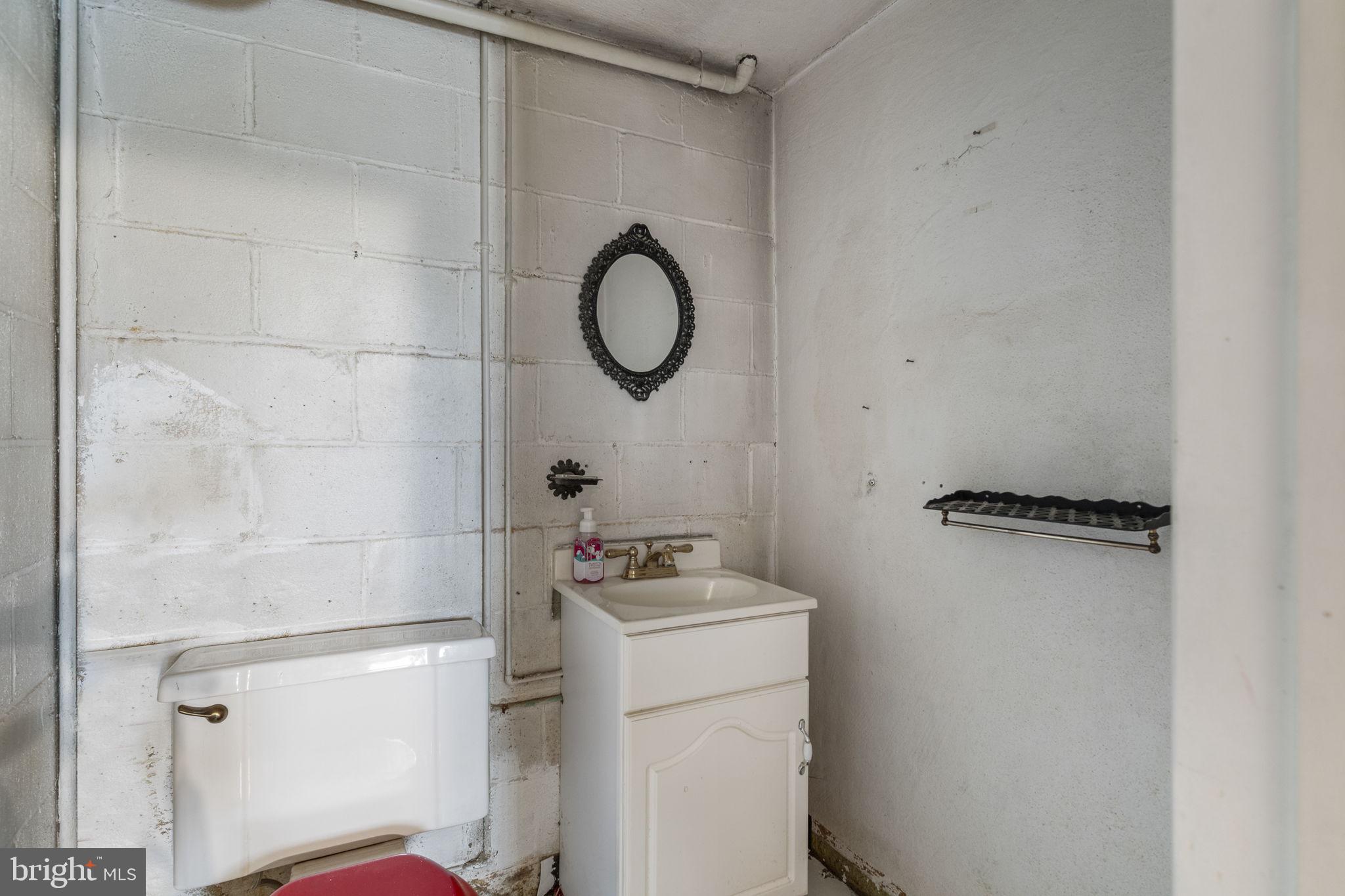 35 Hawthorne Road Reading, PA 19609 - Photo 24 of 30 Gallery Image 24