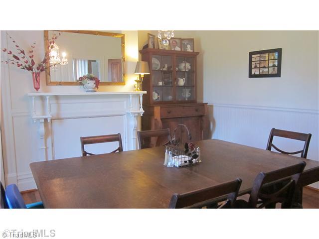 3500 Transou Road Pfafftown, NC 27040 - Photo 6 of 16 Dining Room.