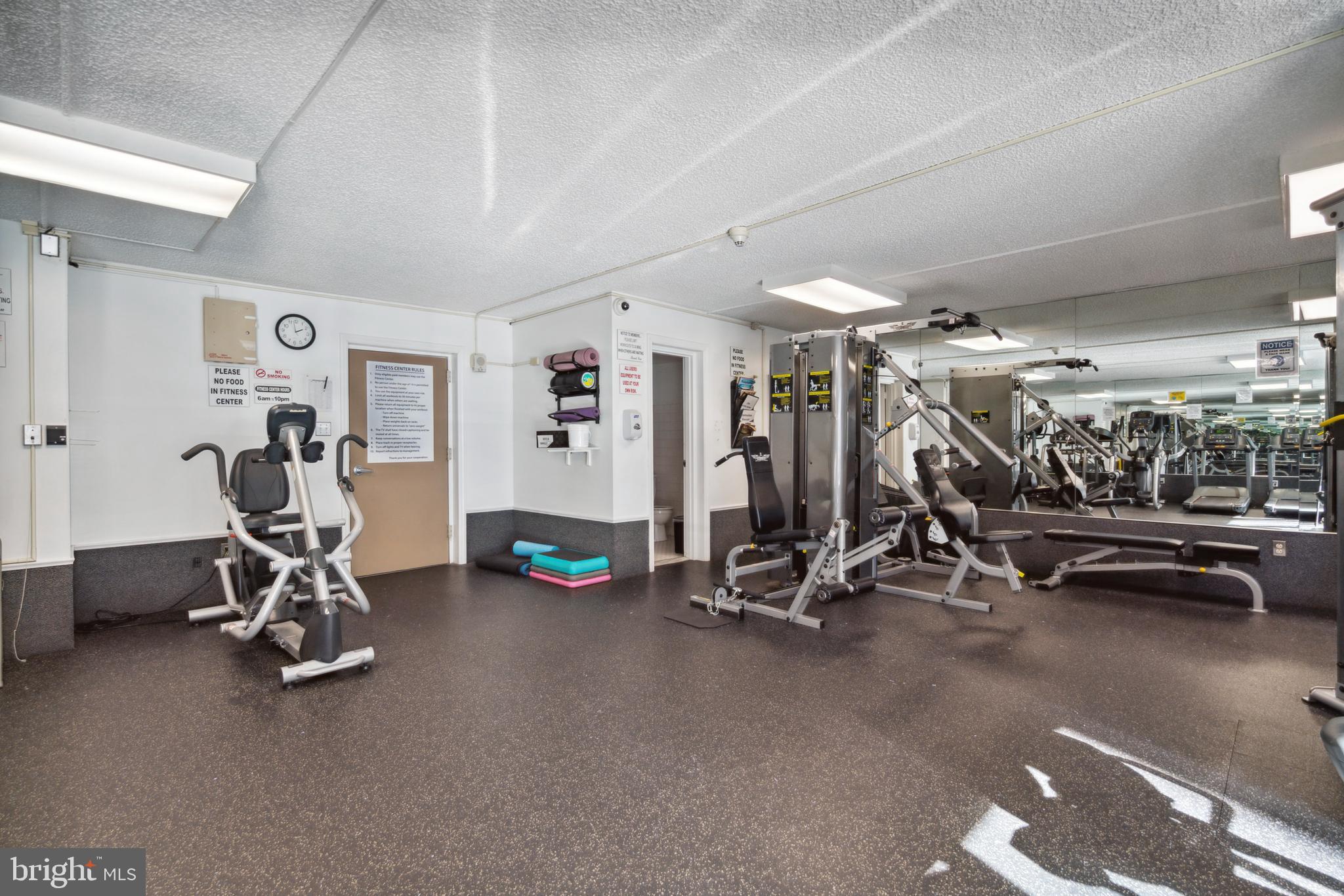 1900 John F Kennedy Boulevard, Unit 702 Philadelphia, PA 19103 - Photo 24 of 27 a view of a room with gym equipment