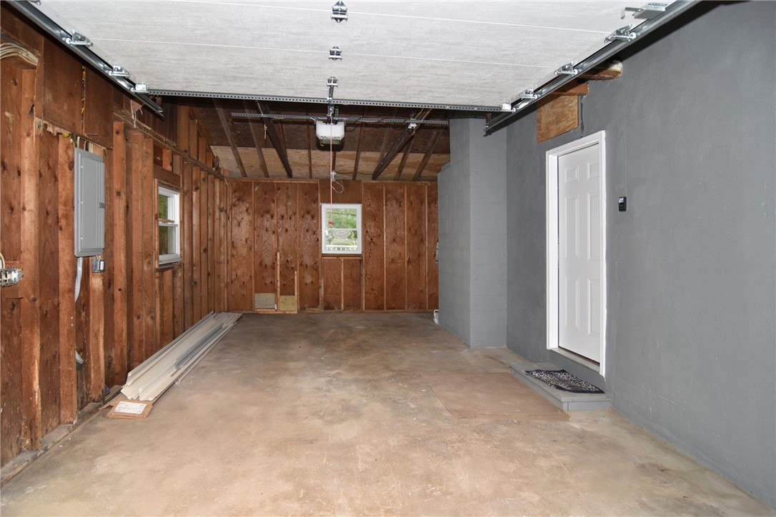 1487 Victory Highway Coventry, RI 02816 - Photo 17 of 27