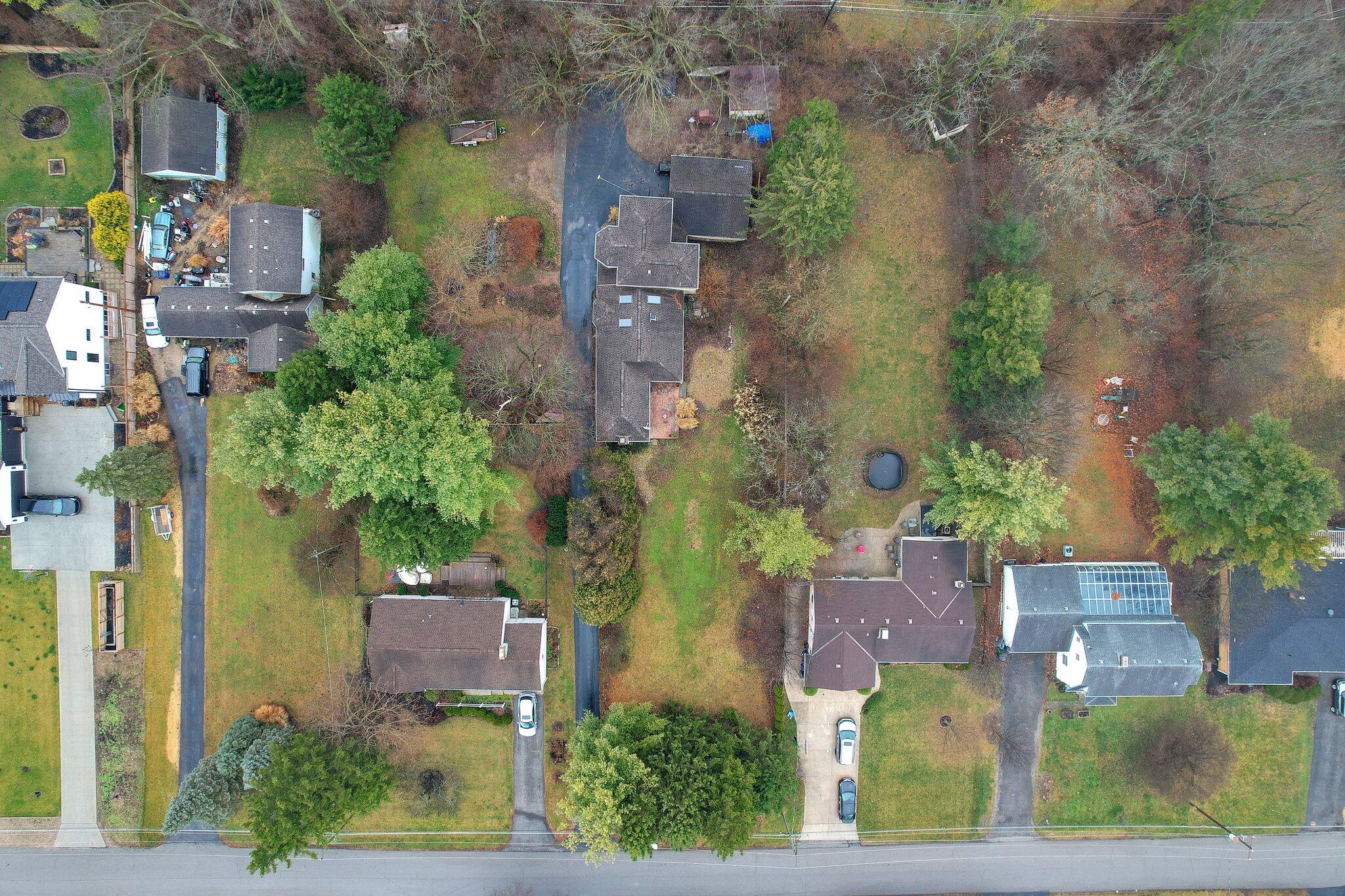2751 Clifton Road Columbus, OH 43221 - Photo 54 of 62 OVerhead view