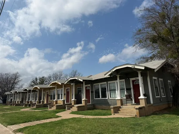 $870,000 | 401 Main Street, Brownwood, TX 76801