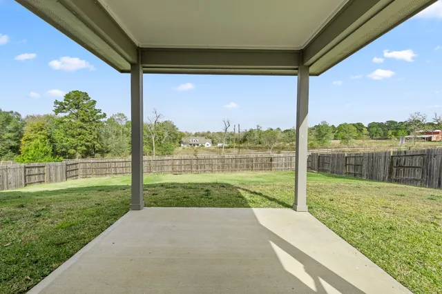 a view of a garden with a small yard