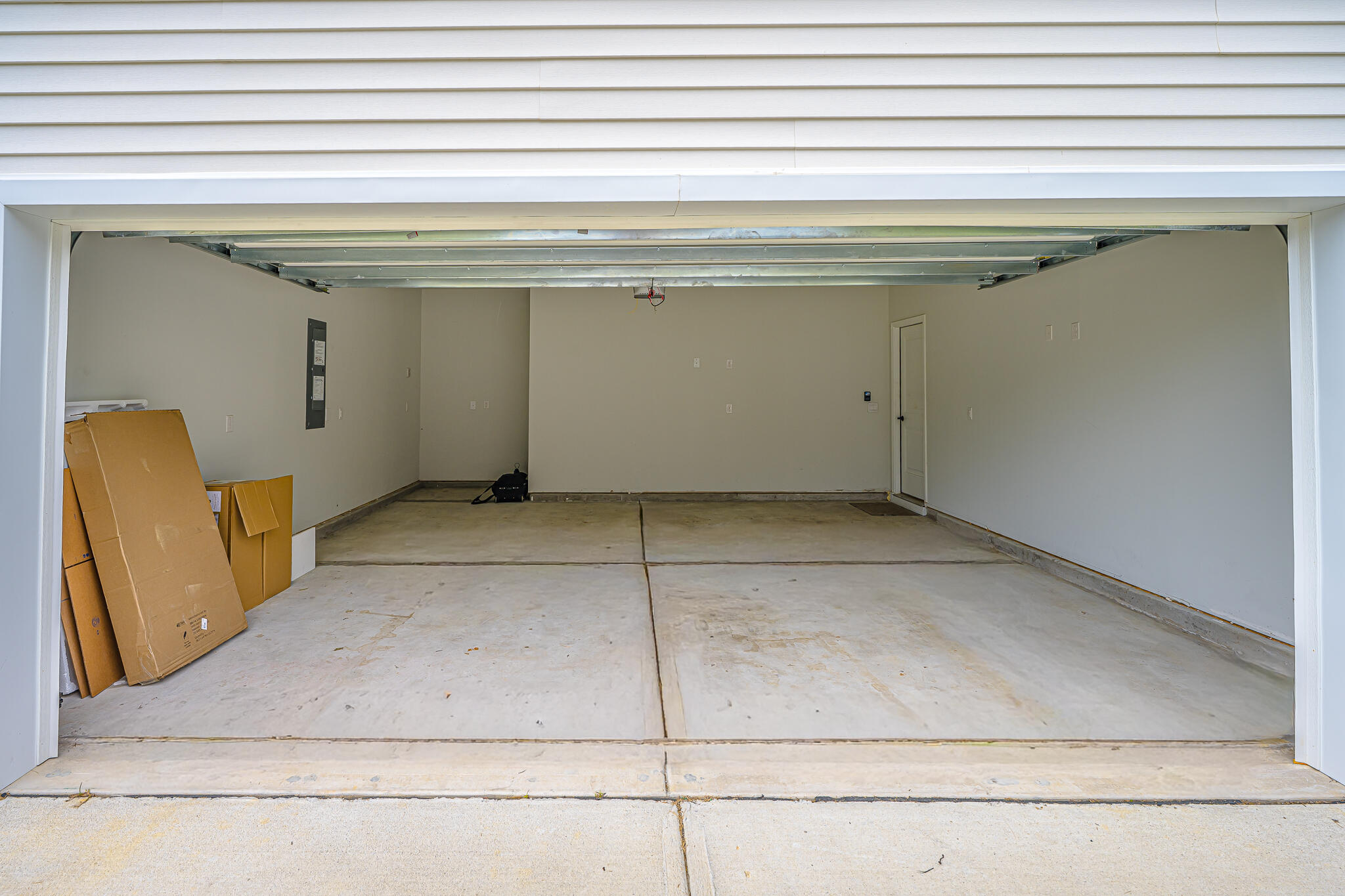 104 Cloverleaf Street Summerville, SC 29483 - Photo 20 of 64 Finished & Painted Garage