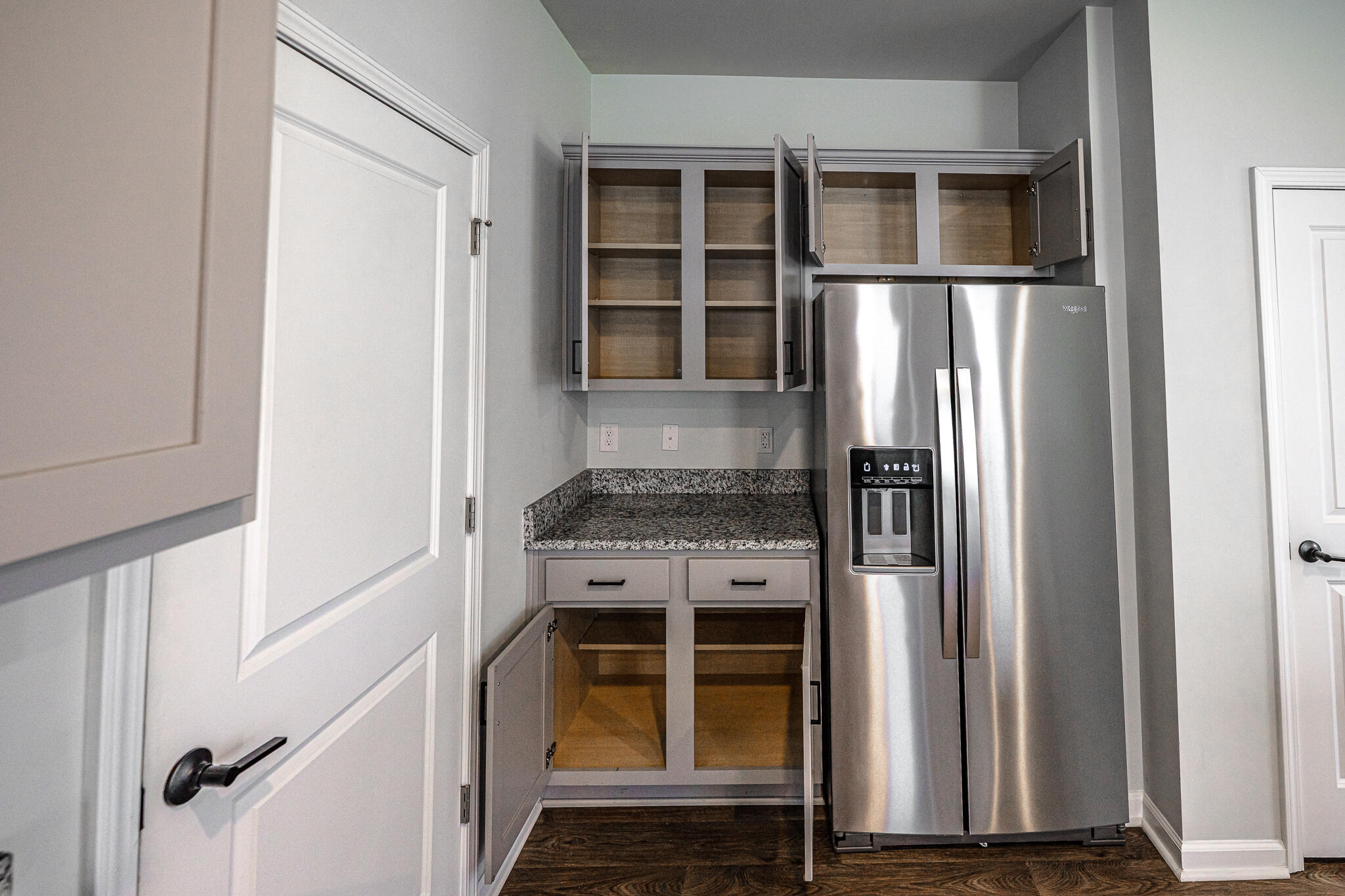 104 Cloverleaf Street Summerville, SC 29483 - Photo 24 of 64 Fridge Conveys