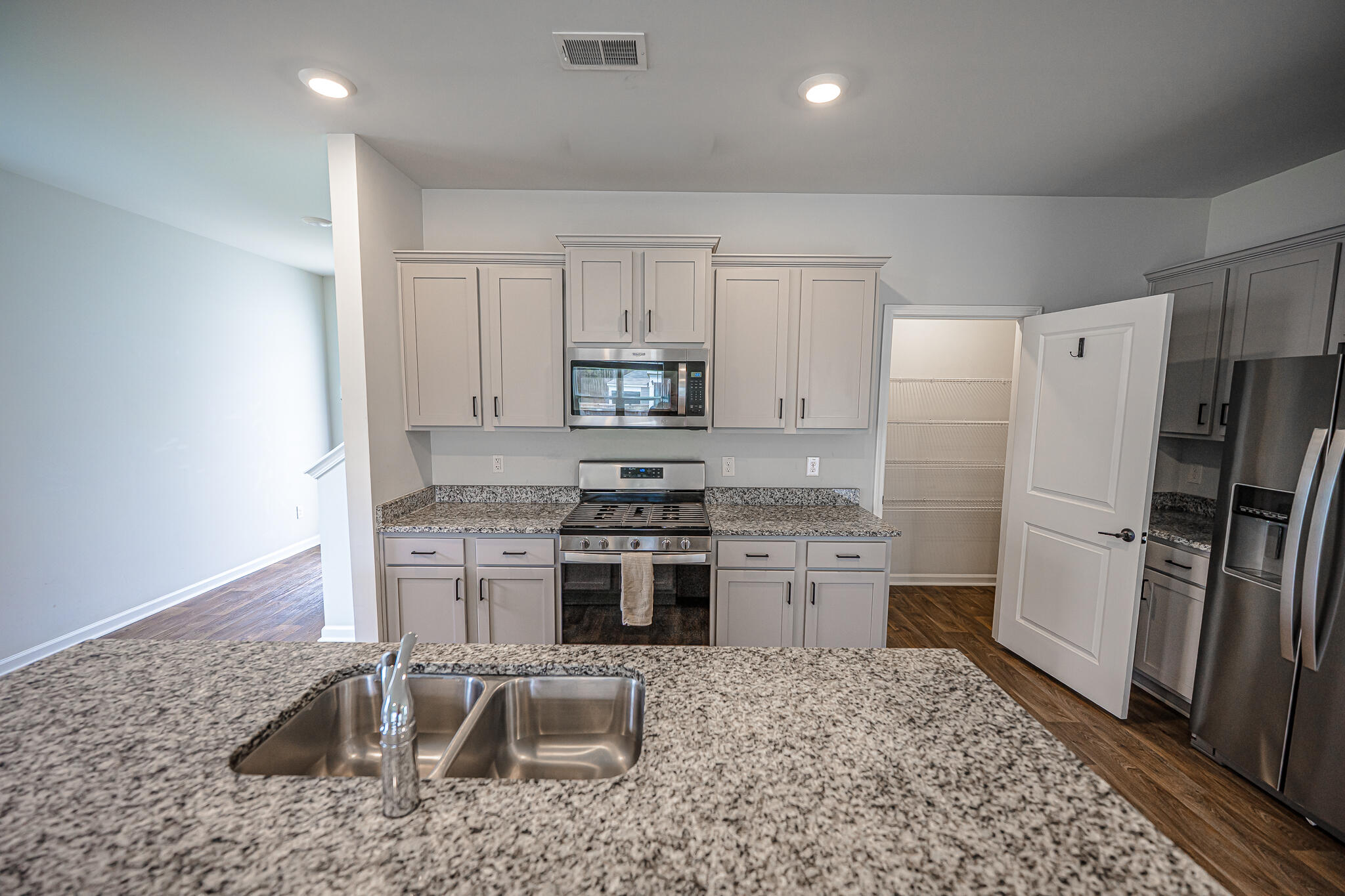104 Cloverleaf Street Summerville, SC 29483 - Photo 28 of 64 Granite Island