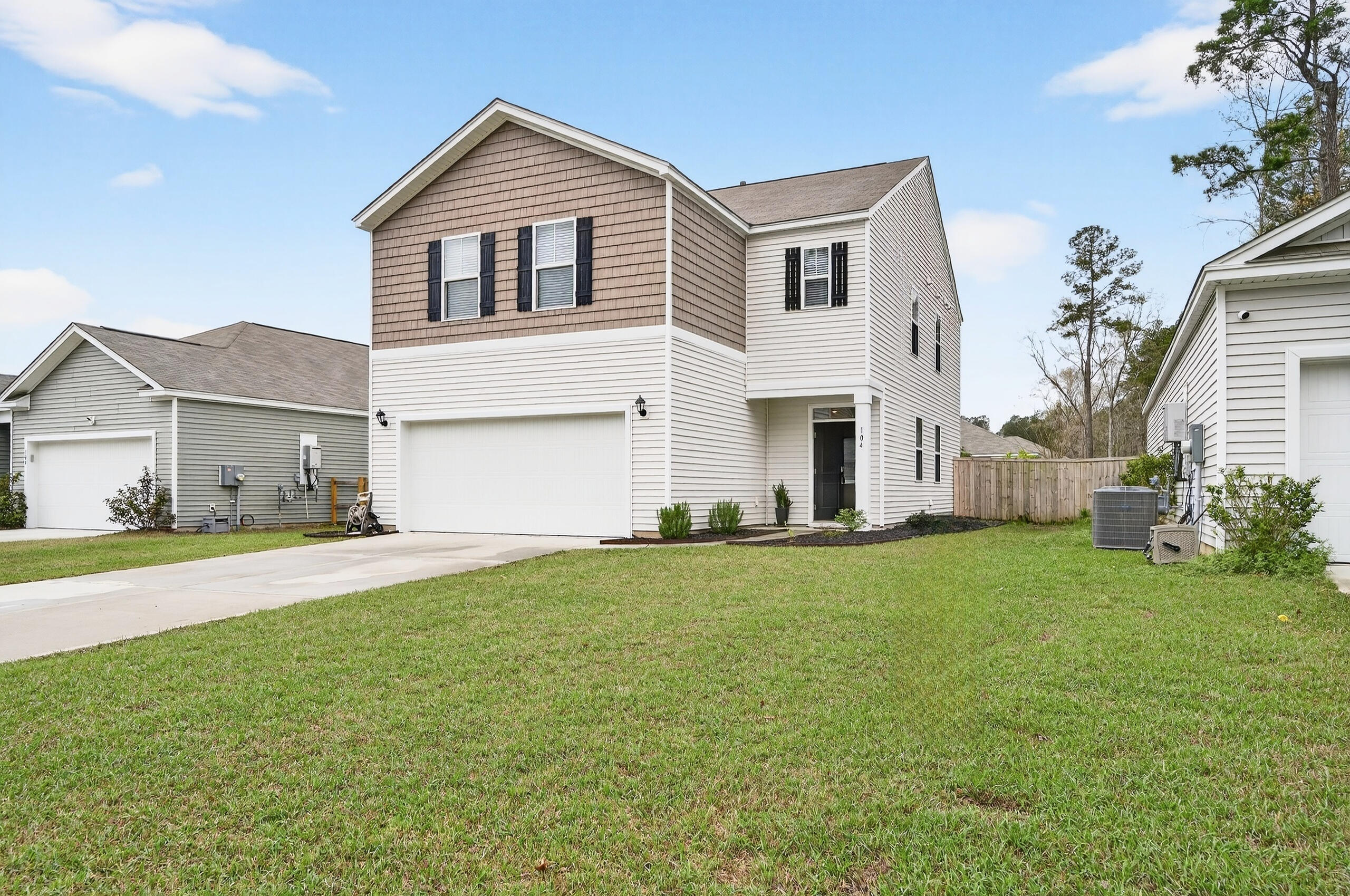 104 Cloverleaf Street Summerville, SC 29483 - Photo 52 of 64 Exterior