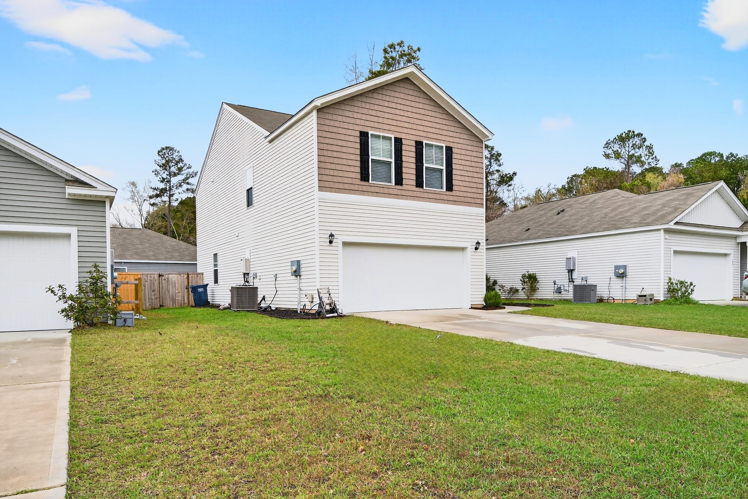 104 Cloverleaf Street Summerville, SC 29483 - Photo 53 of 64 Exterior 3 (2)
