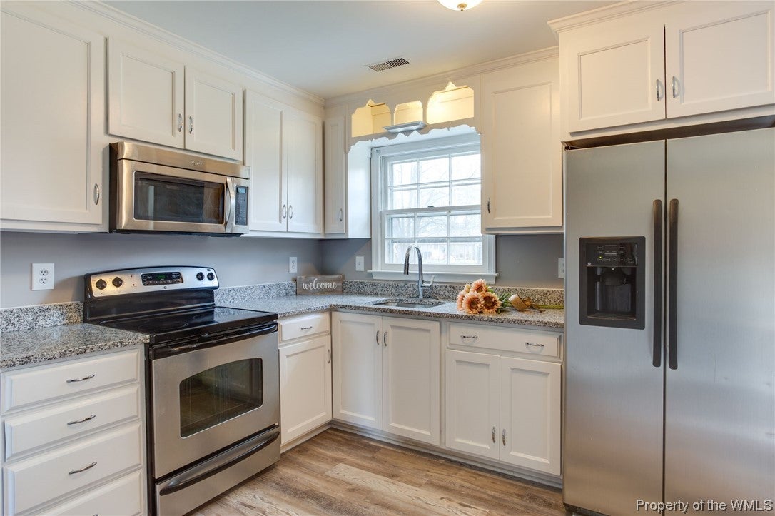 344 Woodland Road Hampton, VA 23663 - Photo 9 of 36 Gallery Image 9