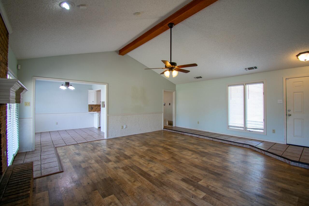 5706 87th Place Lubbock, TX 79424 - Photo 5 of 18 5706 87th Place Lubbock-8 Large