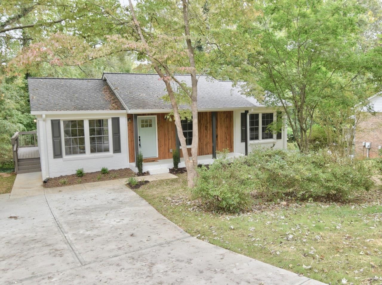 6041 Bellow Street Raleigh, NC 27609 - Photo 2 of 28 Photo 2