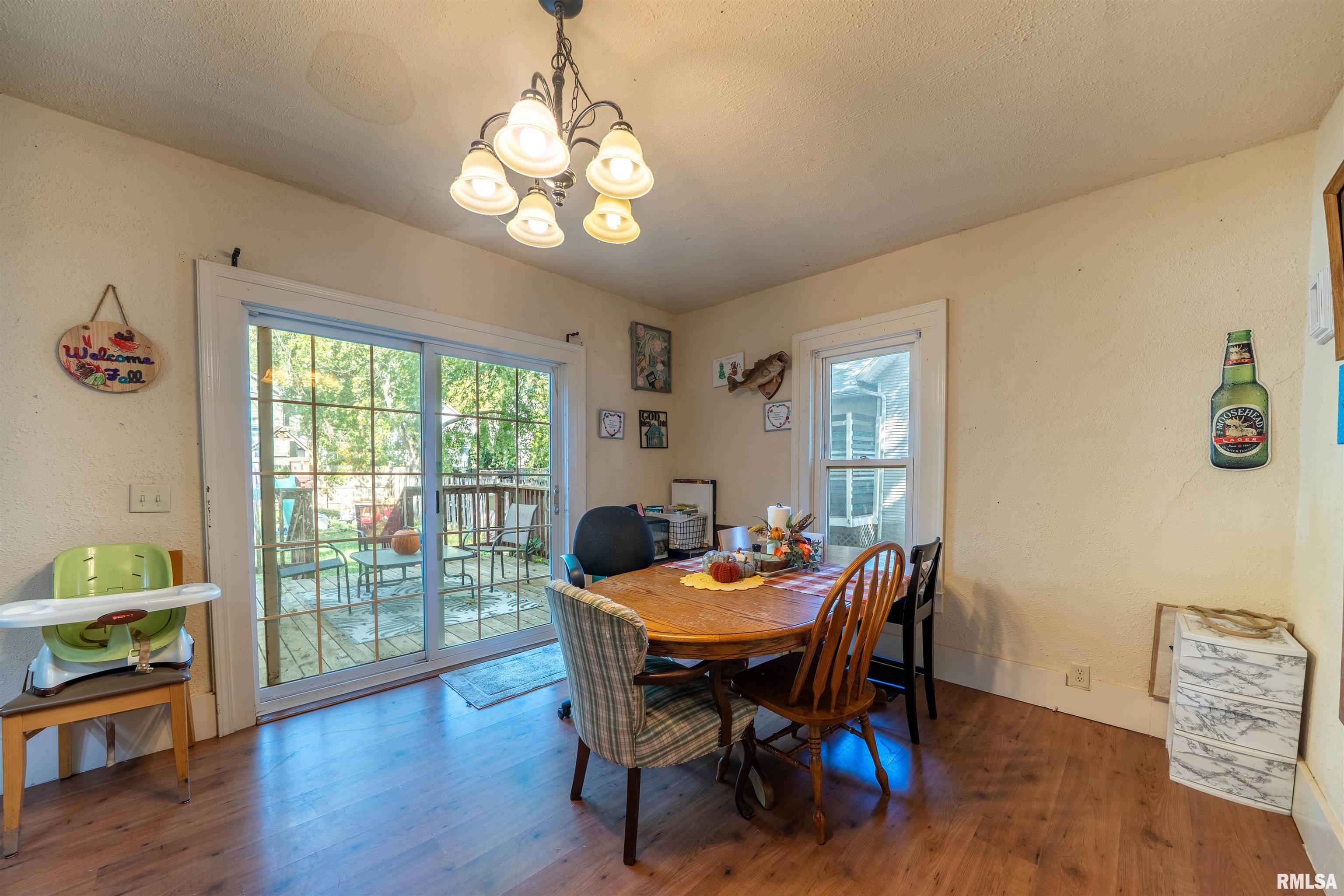 806 East Monroe Street Bloomington, IL 61701 - Photo 11 of 40