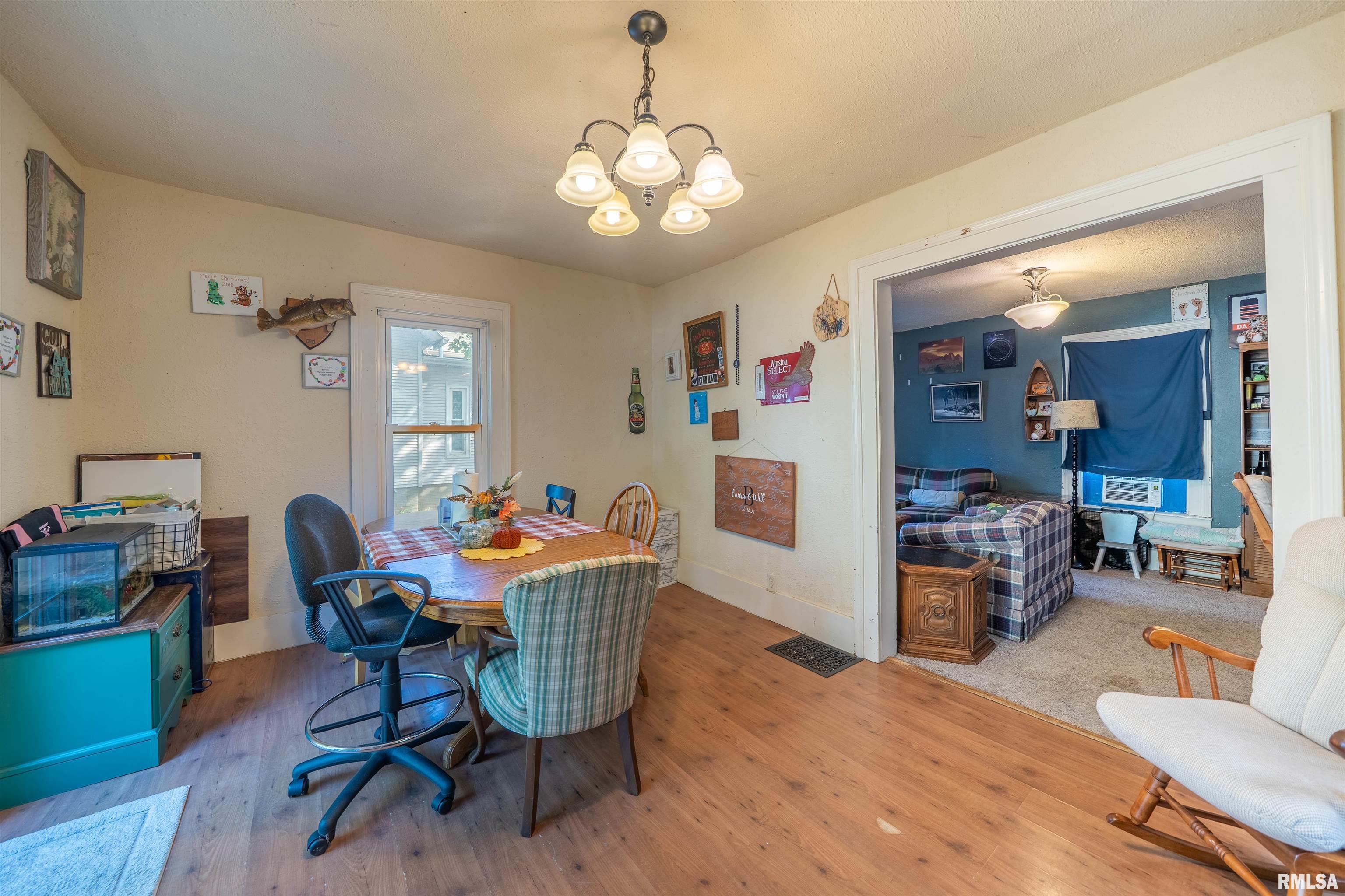 806 East Monroe Street Bloomington, IL 61701 - Photo 12 of 40