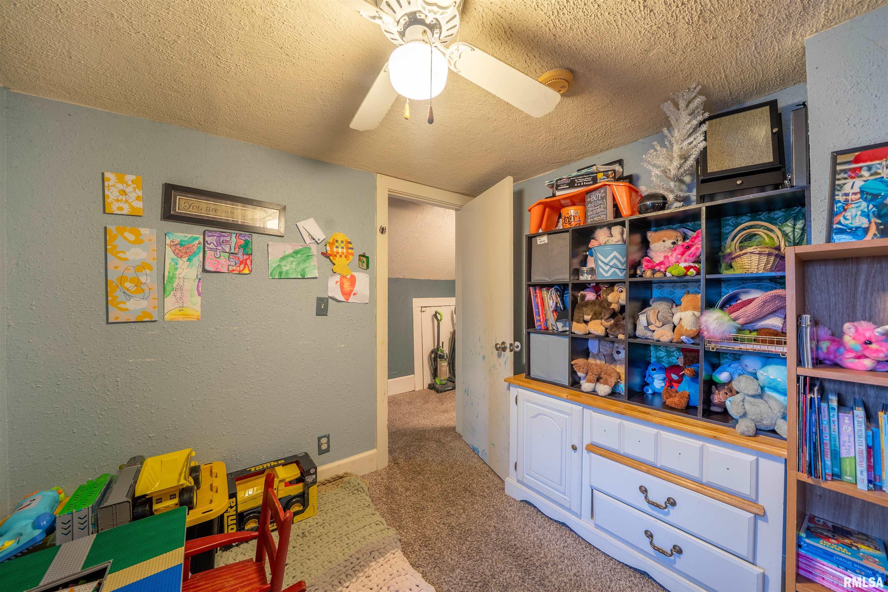 806 East Monroe Street Bloomington, IL 61701 - Photo 26 of 40