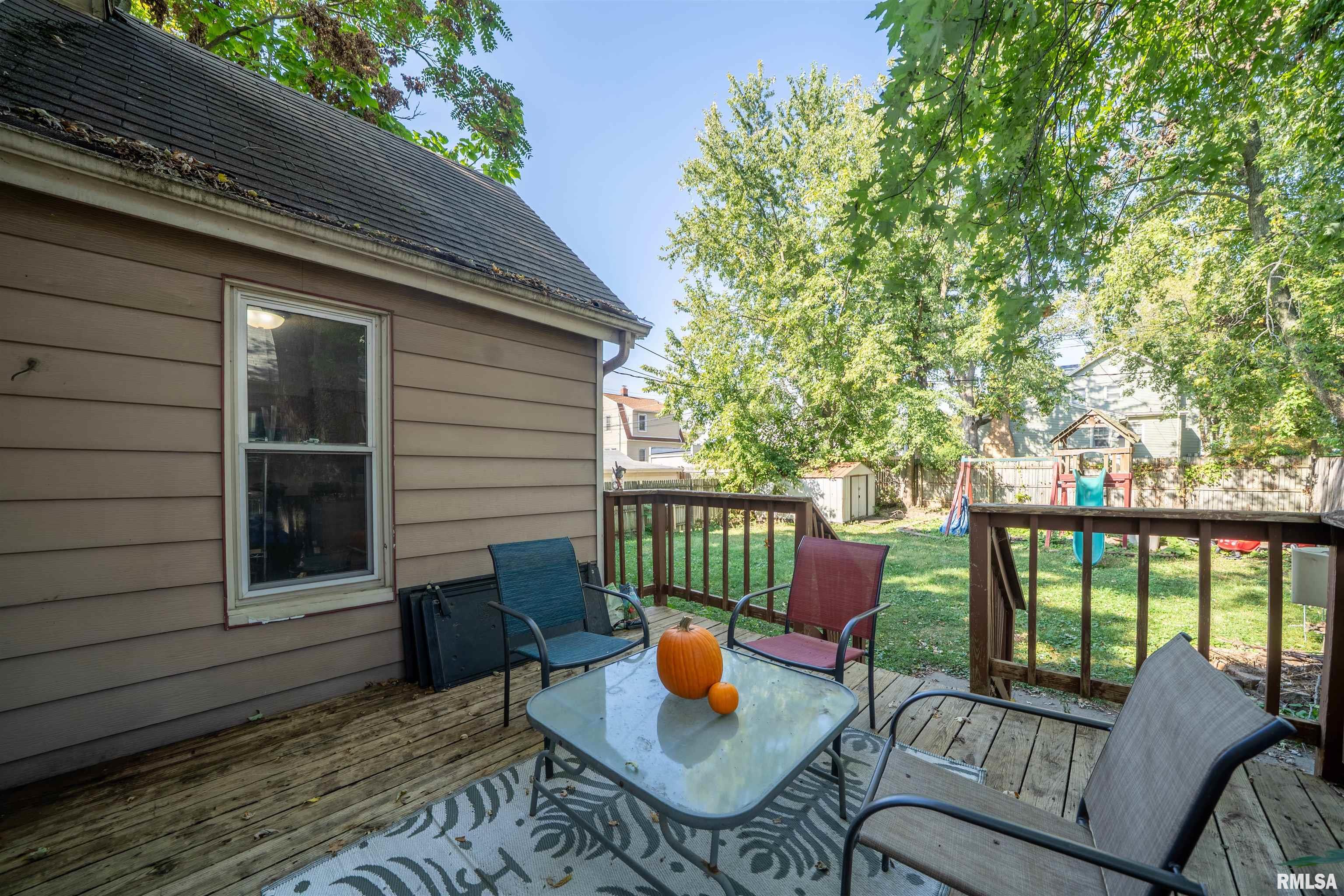 806 East Monroe Street Bloomington, IL 61701 - Photo 38 of 40