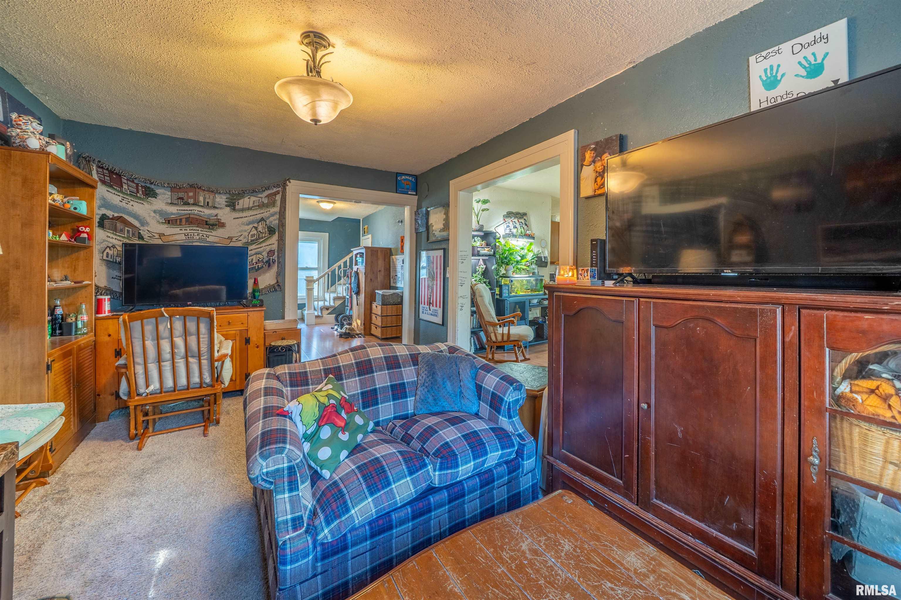 806 East Monroe Street Bloomington, IL 61701 - Photo 10 of 40